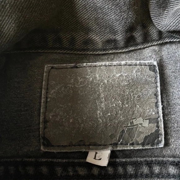 Vintage Guess Denim Jacket - Trucker Jacket - Black - Picture 3 of 4